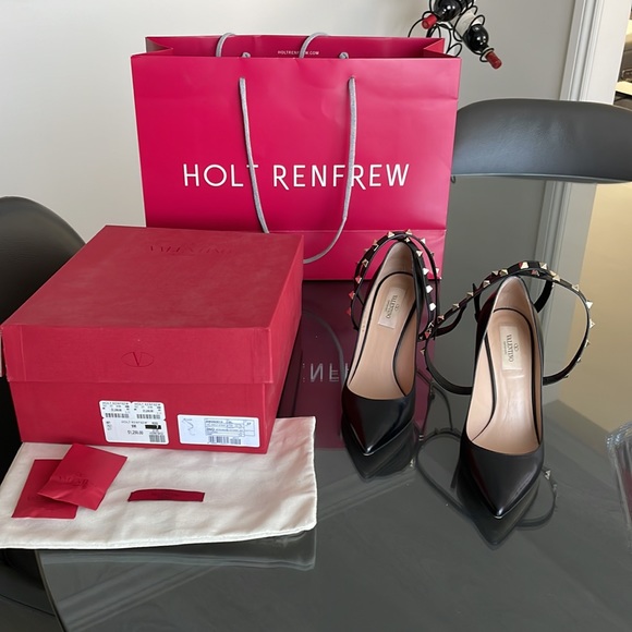 Studded Valentino Heels - Picture 10 of 10